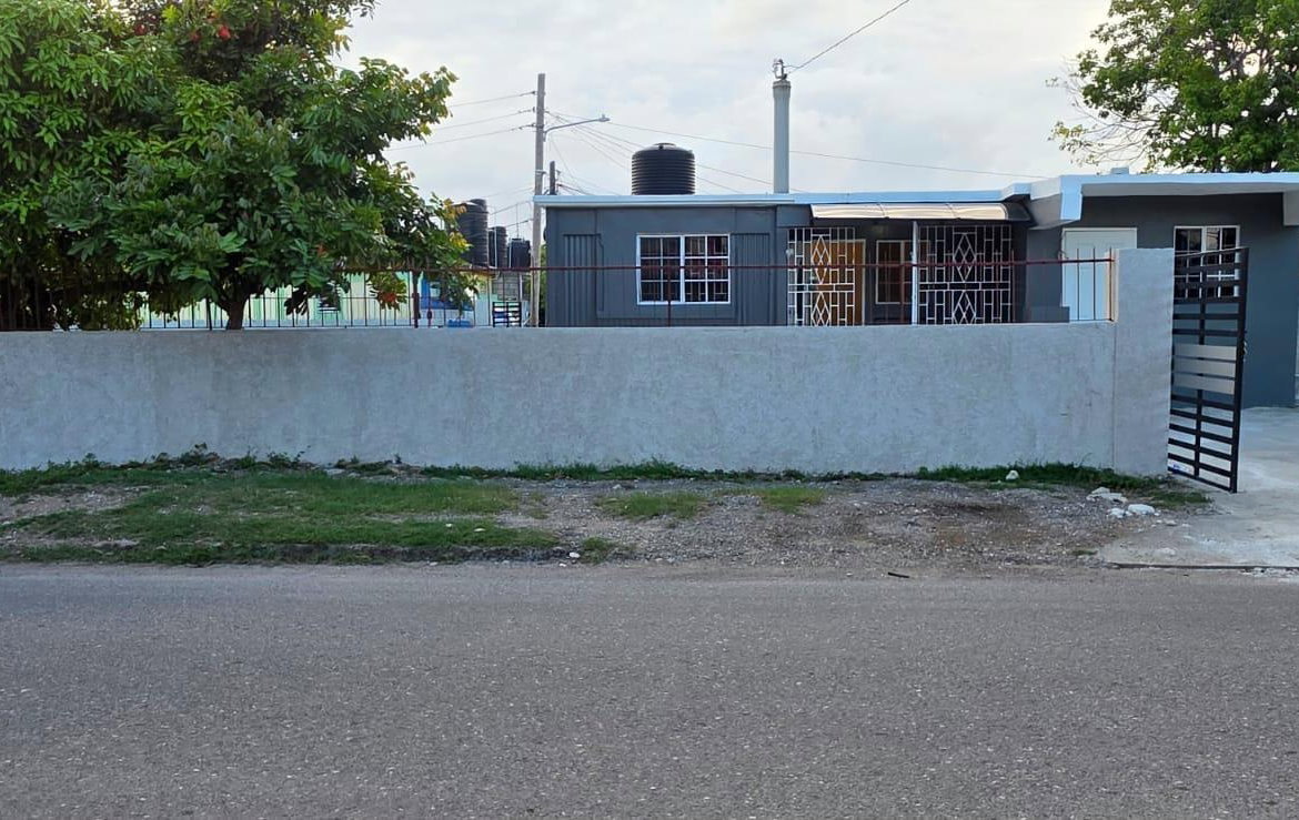 First image of 746a Benbow Avenue in Westchester, St. Catherine, Jamaica - property is For Rent