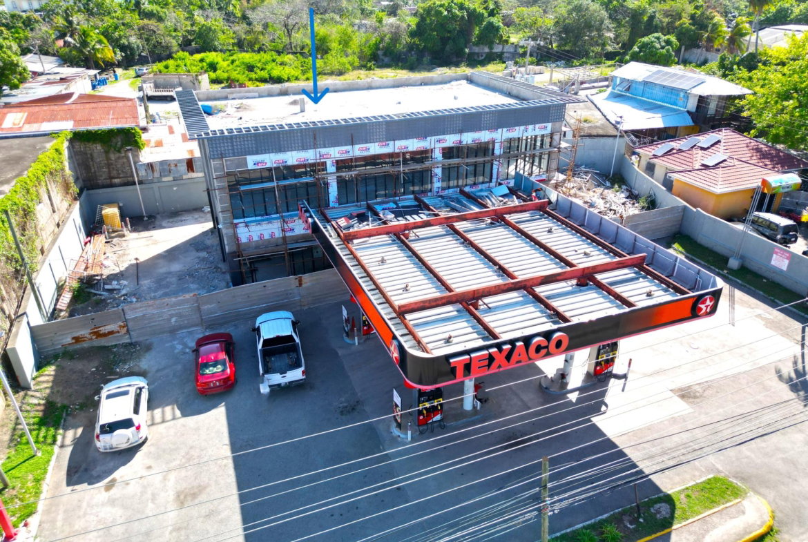 Fifth image of Manchester Ave in May Pen, Clarendon, Jamaica - property is For Rent