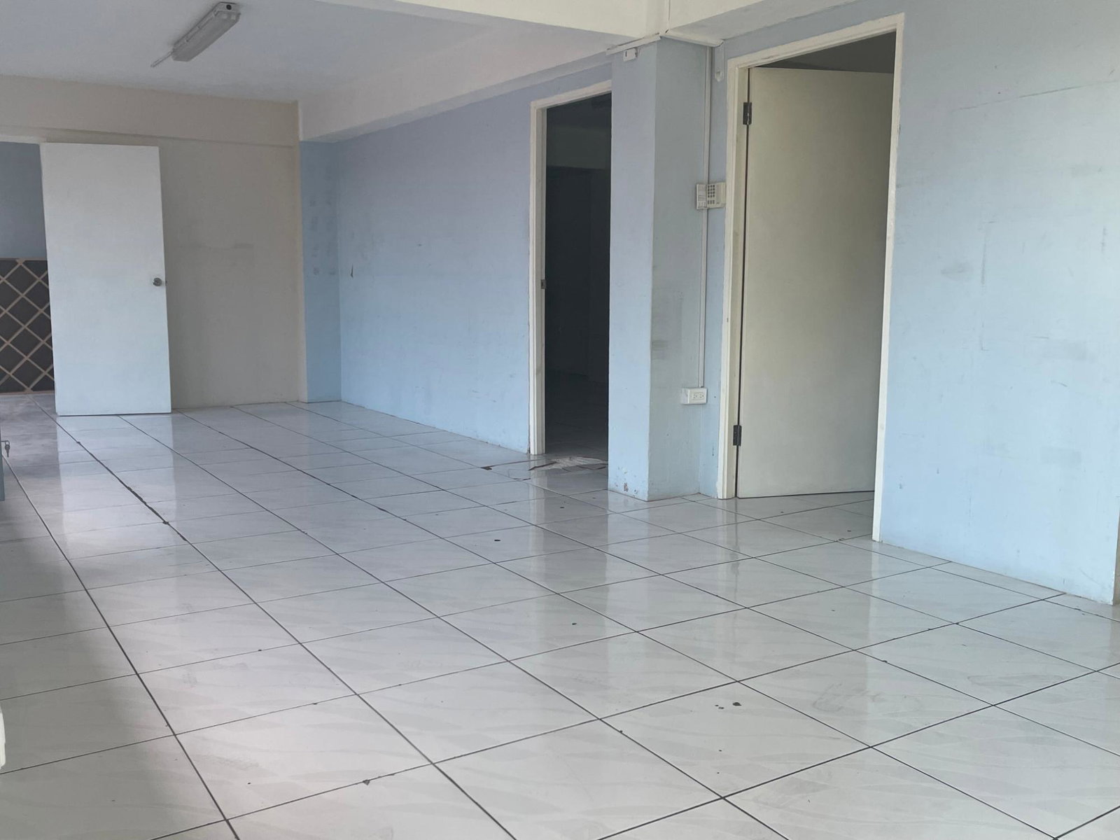 Fourth image of 4-157 Constant Spring Road in Constant Spring P.O., St. Andrew, Jamaica - property is For Rent