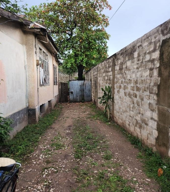 Fourth image of 31 Retirement Road, Lyndhurs in KINGSTON, Kingston, Jamaica - property is For Sale