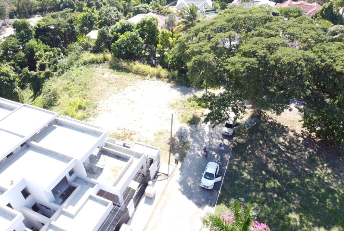 Twelfth image of 6 Parkway Close, Waterworks in Kingston 8, St. Andrew, Jamaica - property is For Sale