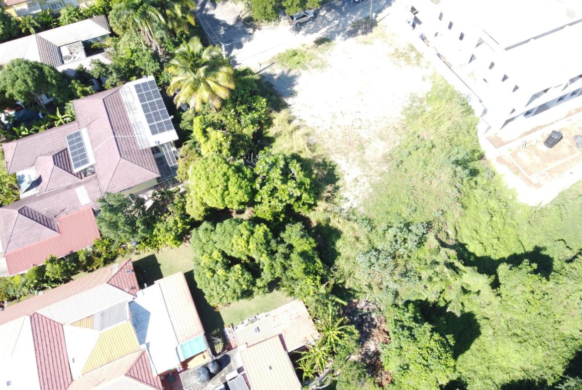 Seventeenth image of 6 Parkway Close, Waterworks in Kingston 8, St. Andrew, Jamaica - property is For Sale