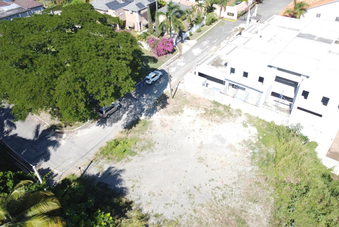 Third image of 6 Parkway Close, Waterworks in Kingston 8, St. Andrew, Jamaica - property is For Sale