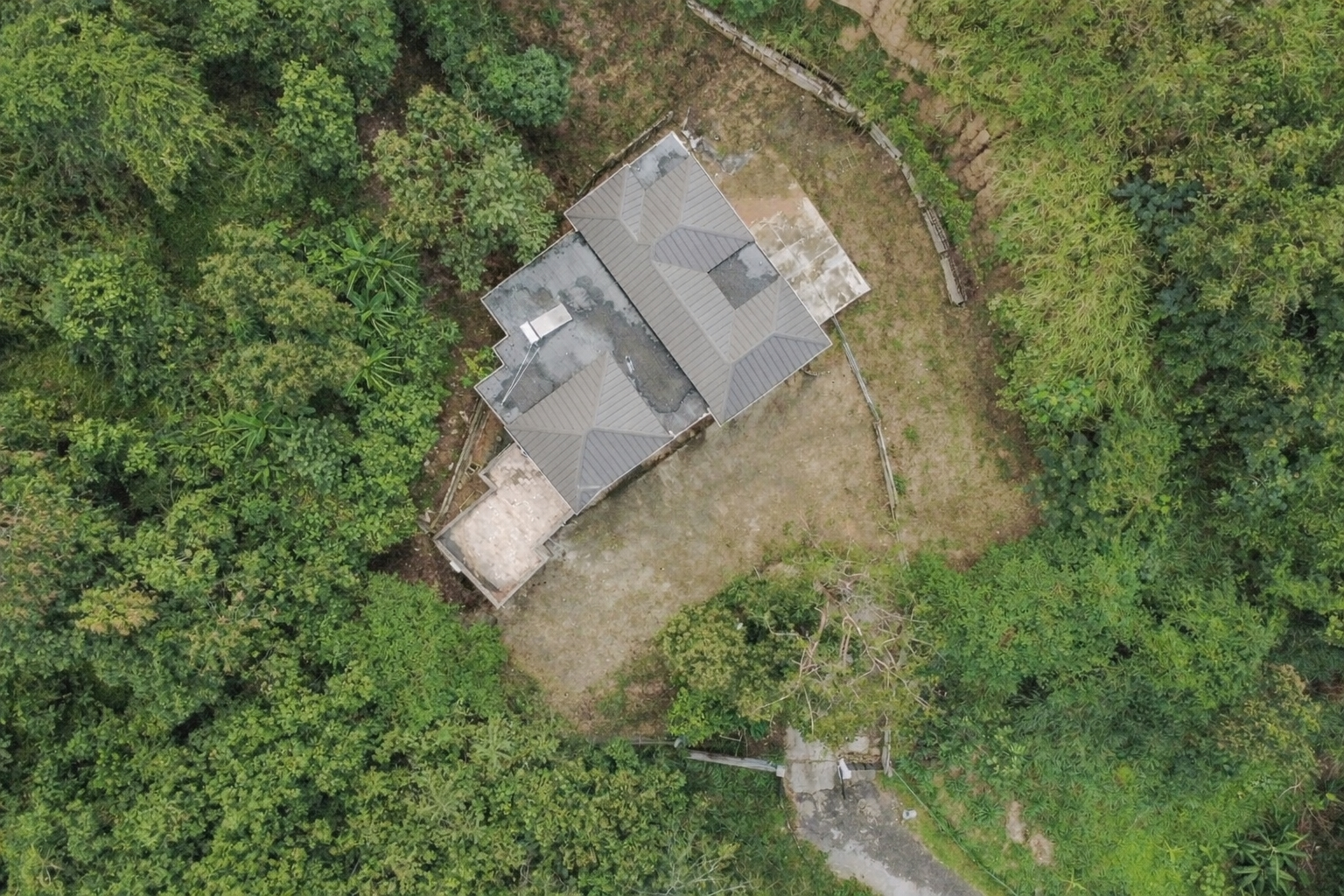 Seventeenth image of 10 Riva Way in Kingston 6, St. Andrew, Jamaica - property is For Sale