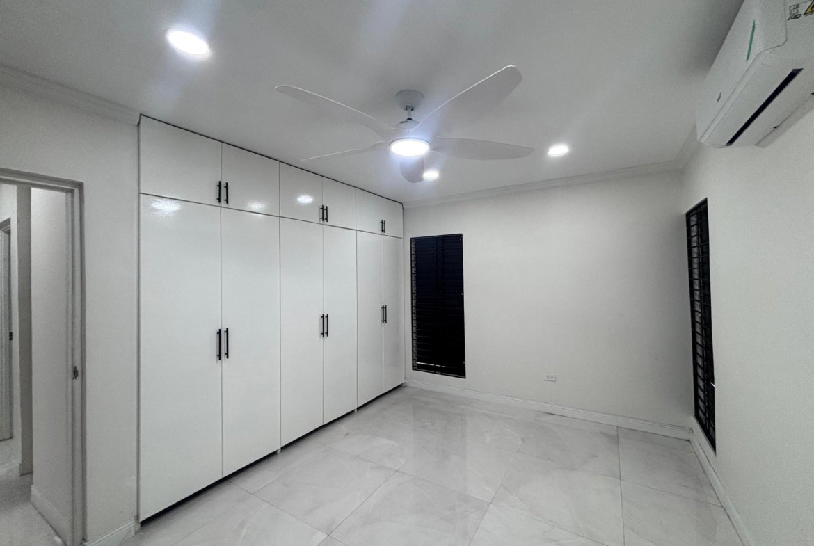 Twelfth image of 7-9 Annette Crescent, Kingsto in Kingston 10, St. Andrew, Jamaica - property is For Rent