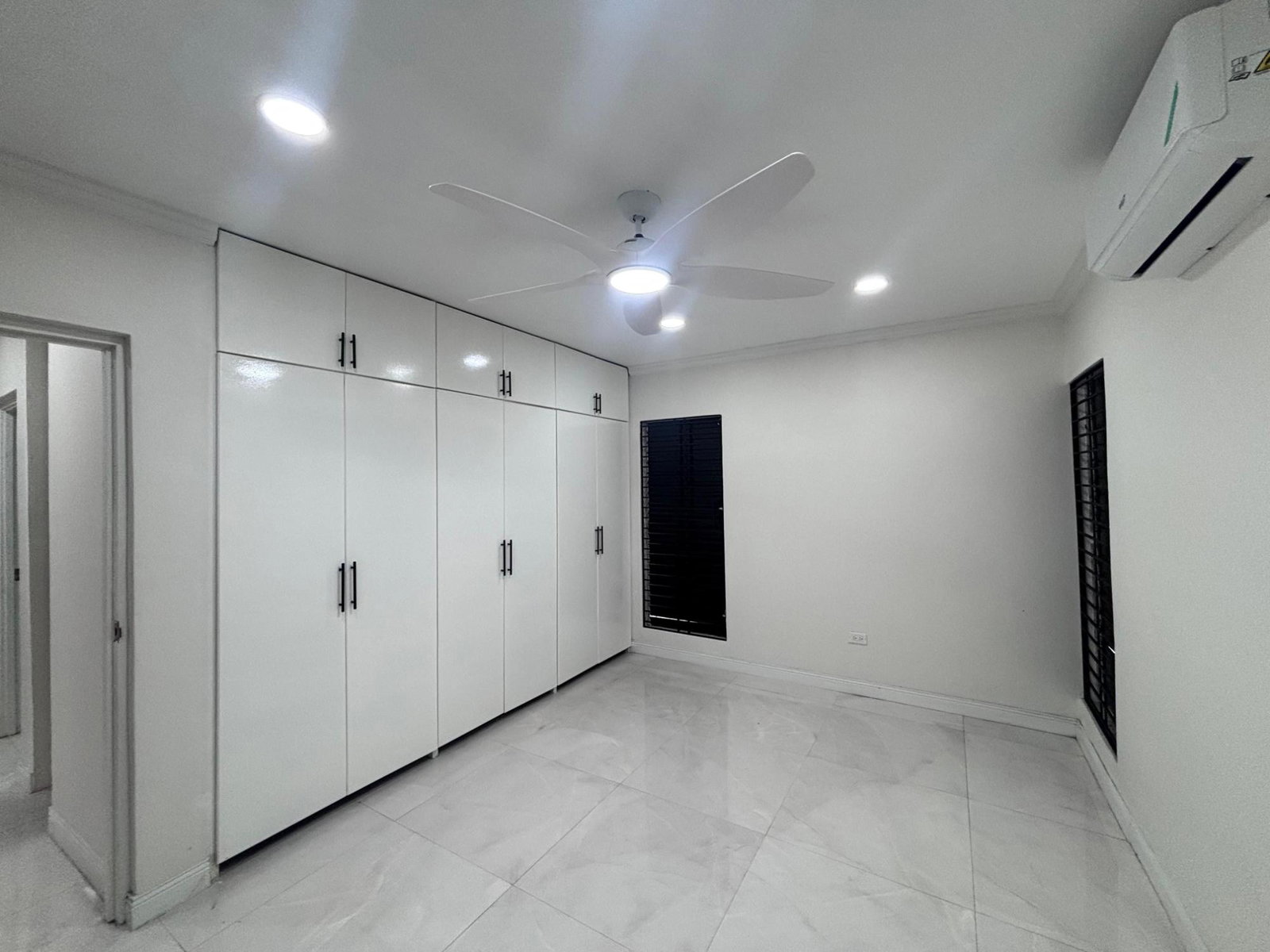 Twelfth image of 7-9 Annette Crescent, Kingsto in Kingston 10, St. Andrew, Jamaica - property is For Rent