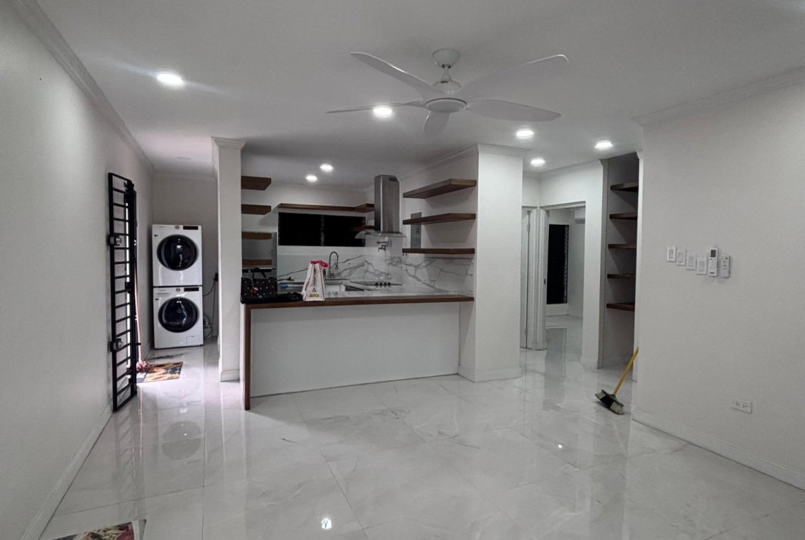 Fifth image of 7-9 Annette Crescent, Kingsto in Kingston 10, St. Andrew, Jamaica - property is For Rent