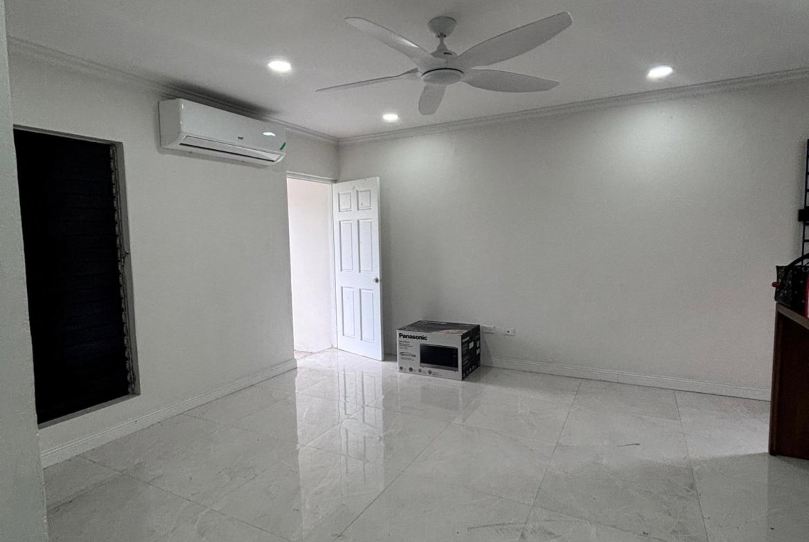 Seventh image of 7-9 Annette Crescent, Kingsto in Kingston 10, St. Andrew, Jamaica - property is For Rent