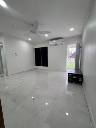 Ninth image of 7-9 Annette Crescent, Kingsto in Kingston 10, St. Andrew, Jamaica - property is For Rent