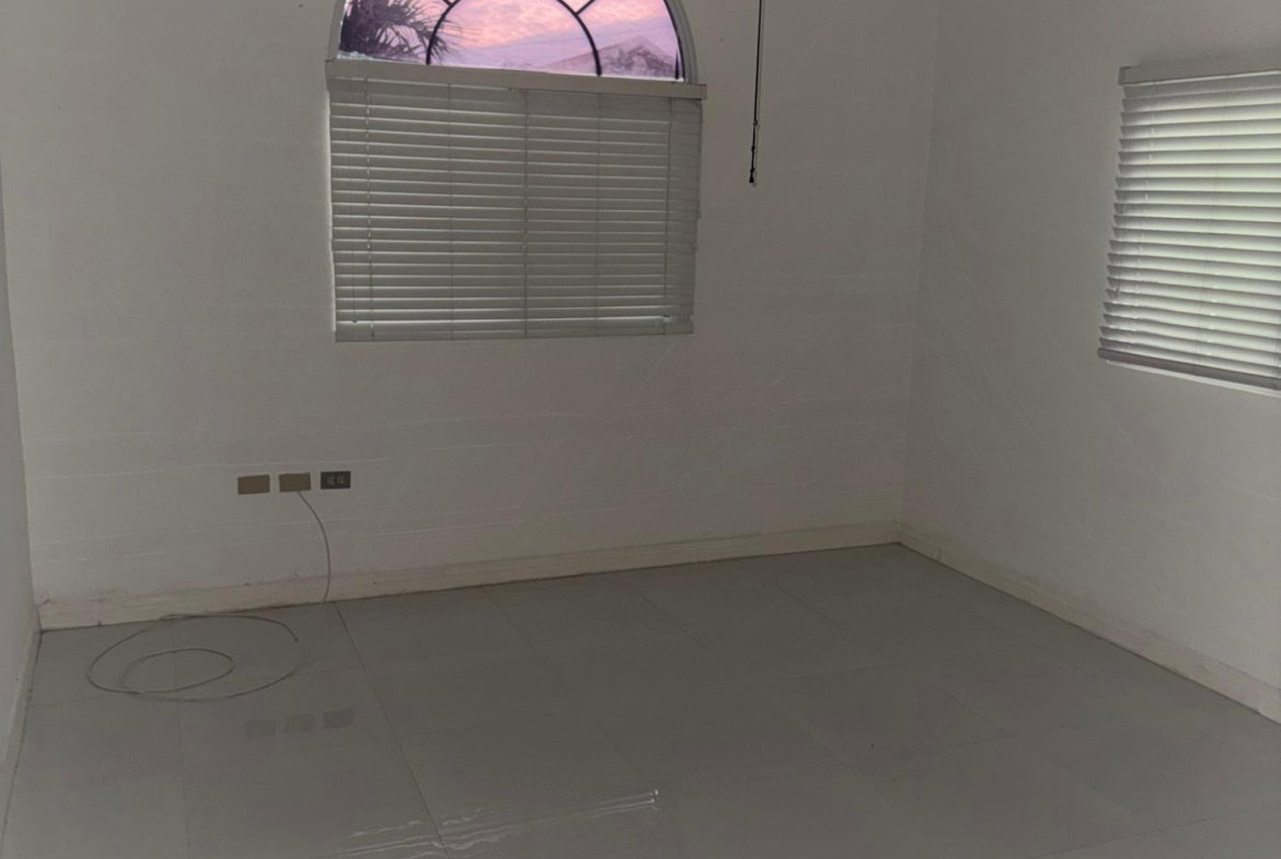 Second image of 8 Gary Player Circle in Spanish Town, St. Catherine, Jamaica - property is For Rent