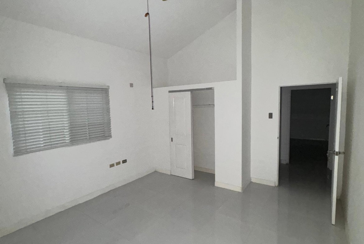 Fifth image of 8 Gary Player Circle in Spanish Town, St. Catherine, Jamaica - property is For Rent