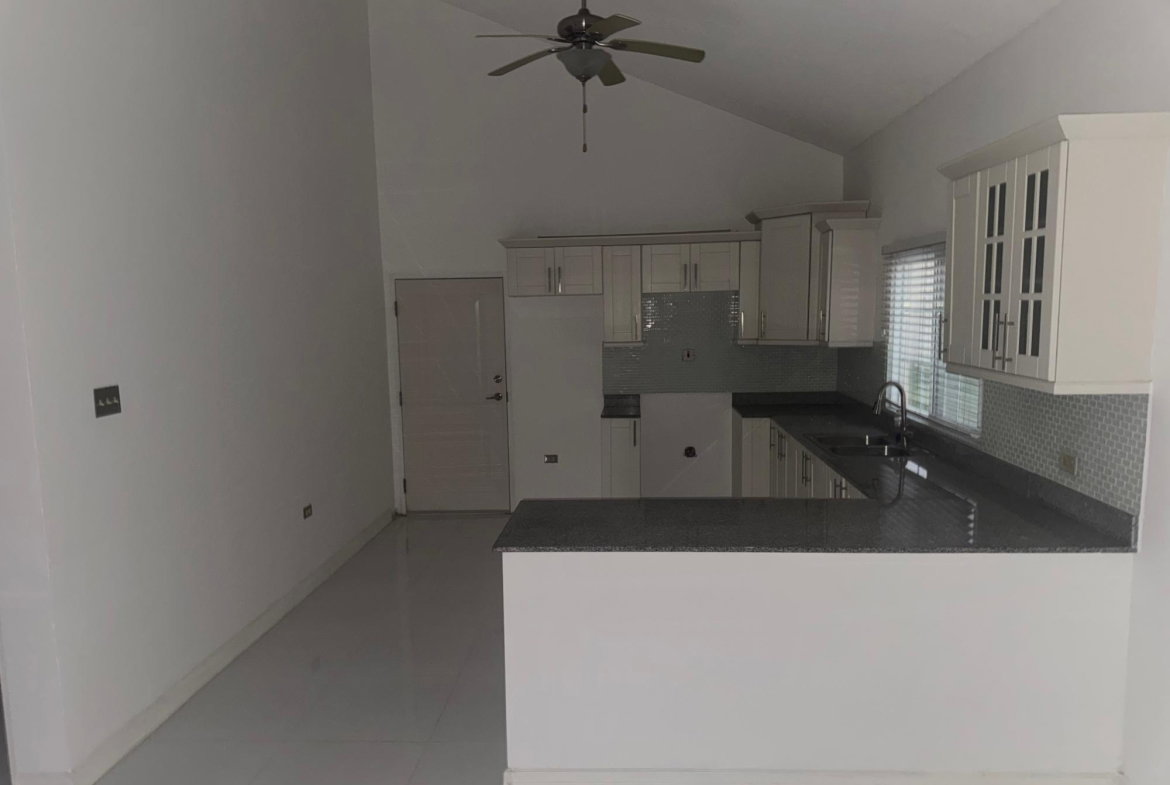 Sixth image of 8 Gary Player Circle in Spanish Town, St. Catherine, Jamaica - property is For Rent