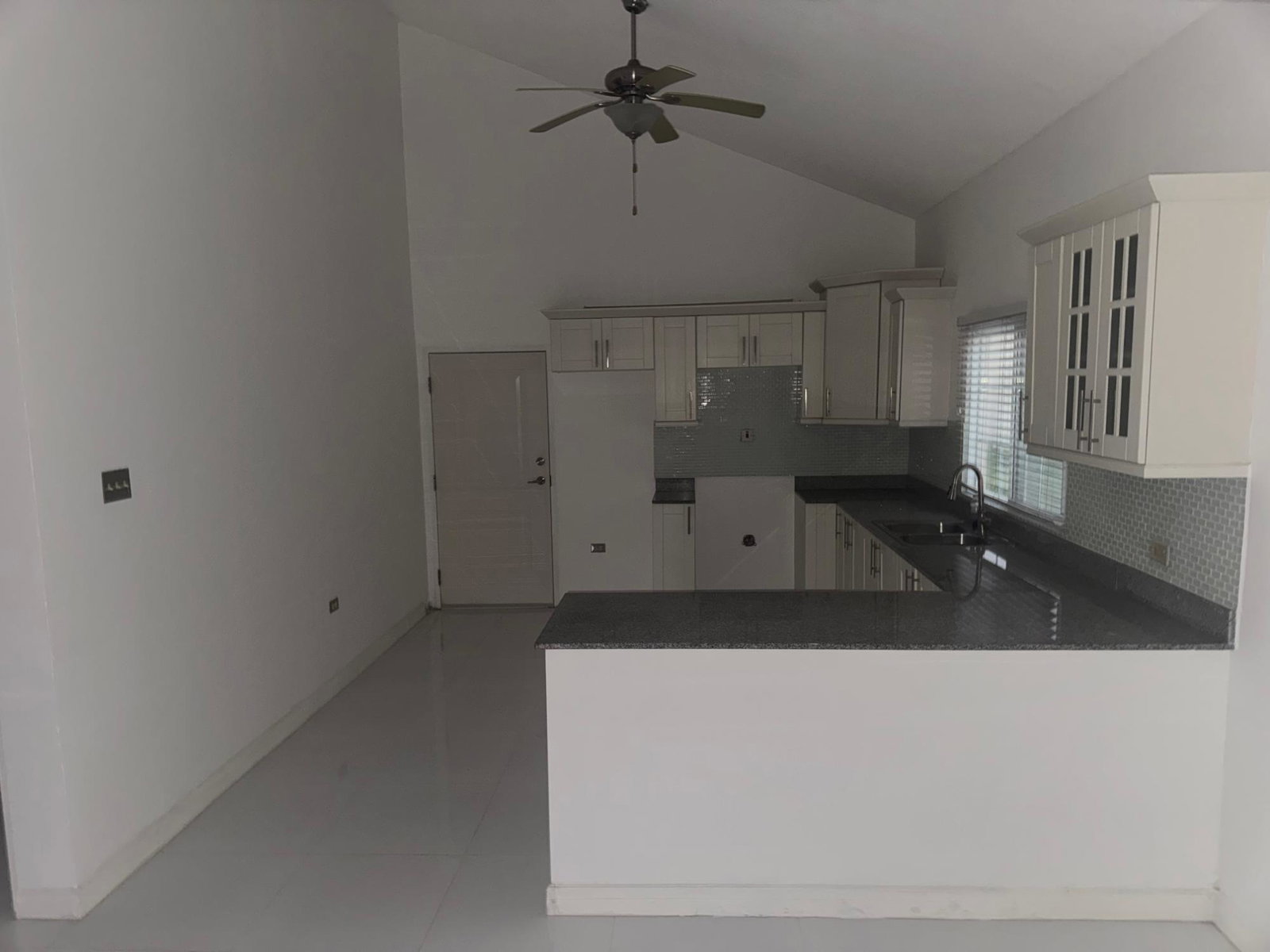 Sixth image of 8 Gary Player Circle in Spanish Town, St. Catherine, Jamaica - property is For Rent