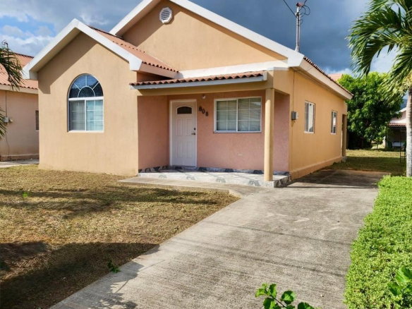First image of 8 Gary Player Circle in Spanish Town, St. Catherine, Jamaica - property is For Rent