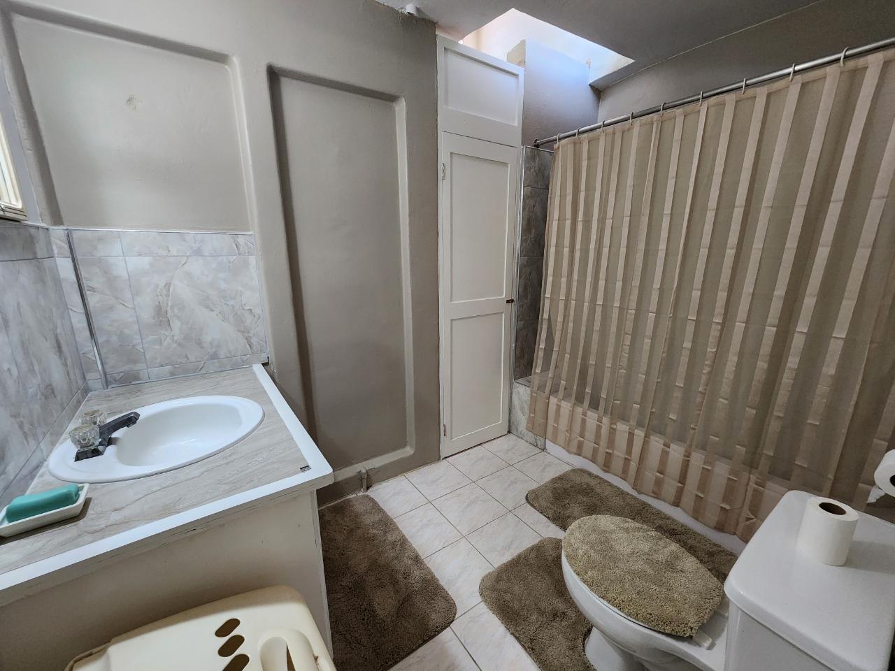 Seventeenth image of 945 Marble Close in Spanish Town, St. Catherine, Jamaica - property is For Rent
