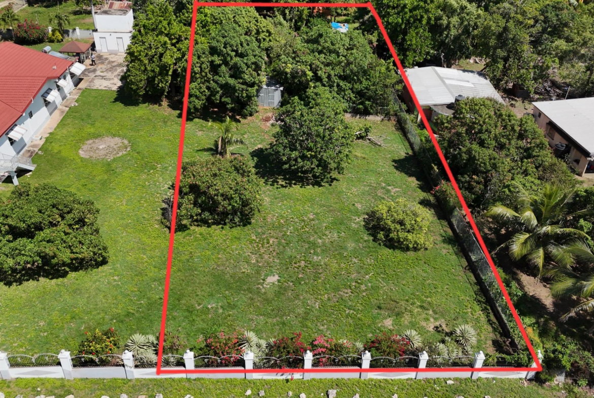 First image of Scotts Crescent in Green Park, Clarendon, Jamaica - property is For Sale