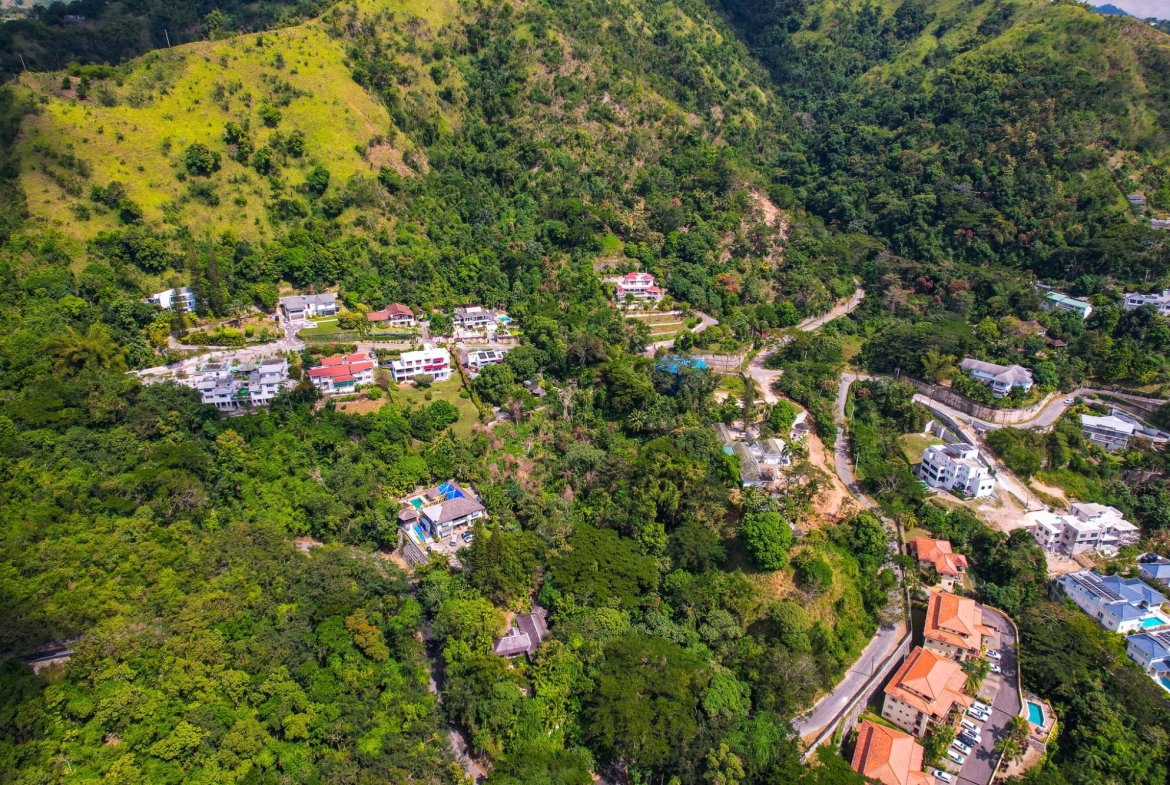 Sixth image of Tavistock Terrace in Kingston 6, St. Andrew, Jamaica - property is For Sale