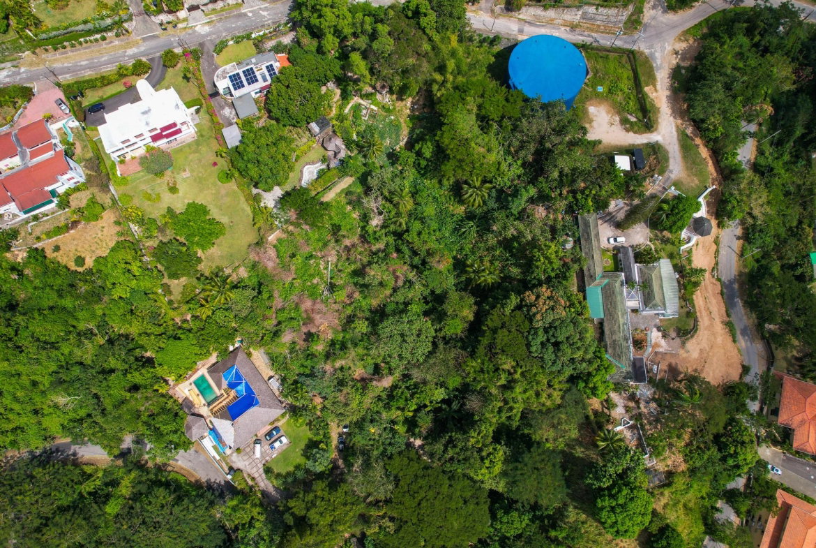 Seventh image of Tavistock Terrace in Kingston 6, St. Andrew, Jamaica - property is For Sale