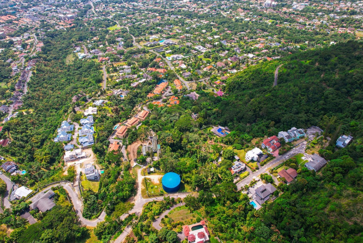Tenth image of Tavistock Terrace in Kingston 6, St. Andrew, Jamaica - property is For Sale