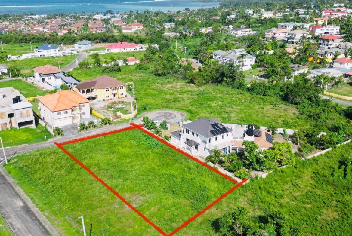 Tenth image of 537 Orange Street Richmond ca in Plantation Village, St. Ann, Jamaica - property is For Sale