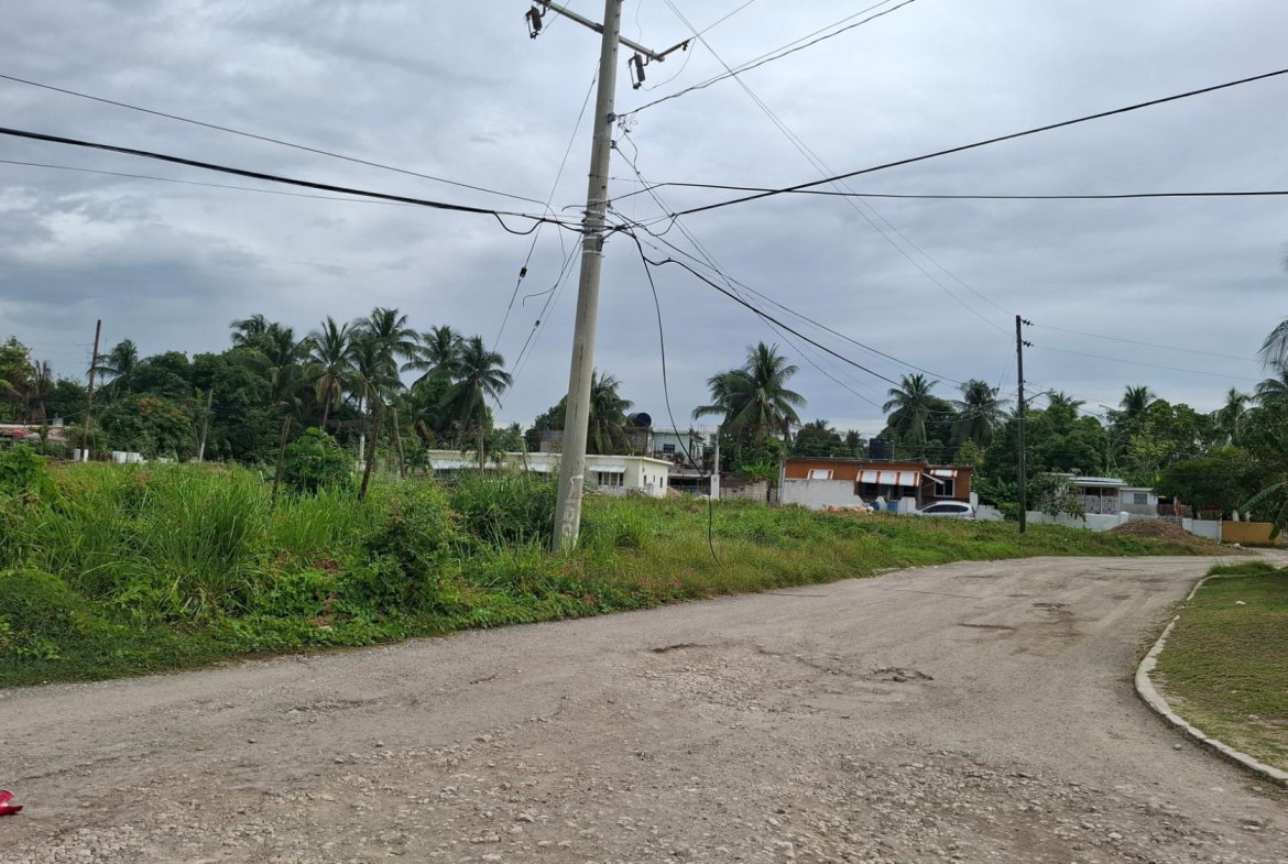 Fourth image of 737 Willowdene Thruway in Spanish Town, St. Catherine, Jamaica - property is For Sale