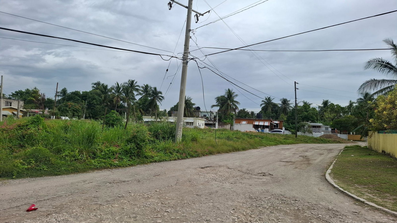 Fourth image of 737 Willowdene Thruway in Spanish Town, St. Catherine, Jamaica - property is For Sale