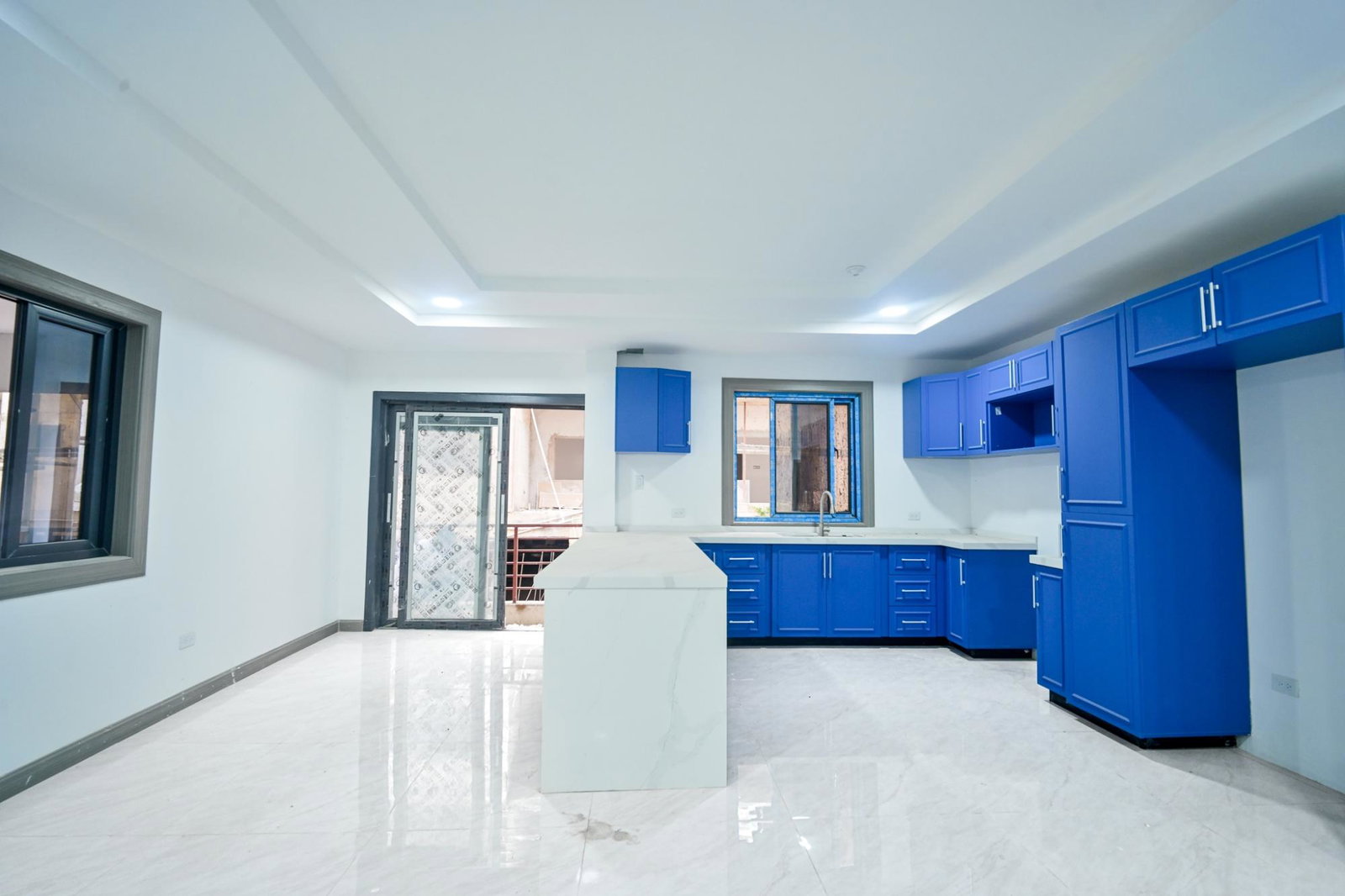 Russell-Heights-2-Bed-2.5-Bath-Apartment-for-Sale-2000-sqft-St.-Andrew-Residence Eighth image of 4-32 Russell Heights Road in Kingston 8, St. Andrew, Jamaica - property is For Sale