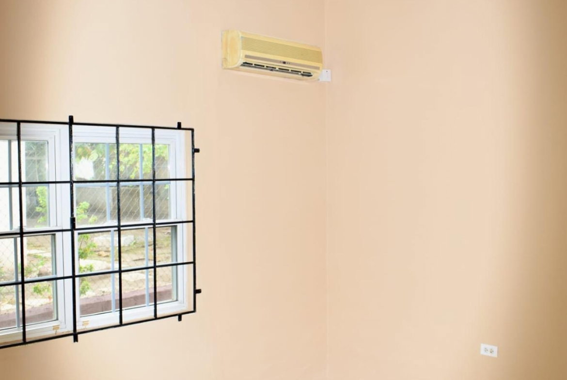 Nineteenth image of 4 South Lucien Close in Kingston 10, St. Andrew, Jamaica - property is For Sale
