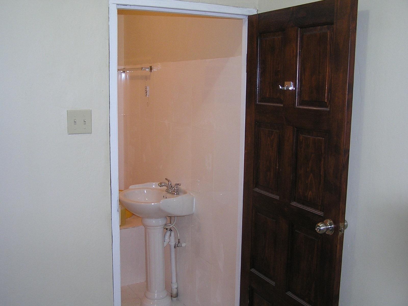 Tenth image of 4 South Lucien Close in Kingston 10, St. Andrew, Jamaica - property is For Sale
