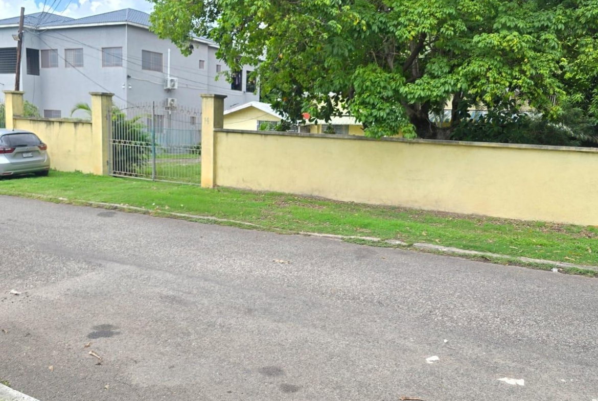 Seventh image of 14 Madison Drive, Havendale in Kingston 19, St. Andrew, Jamaica - property is For Sale