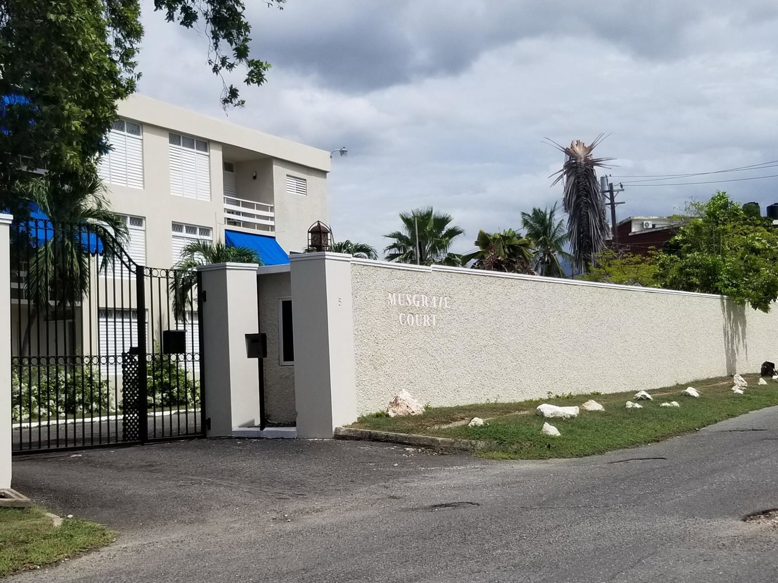 Twenty-Fifth image of 6-5 Musgrave Avenue, Kingston in Kingston 5, St. Andrew, Jamaica - property is For Rent
