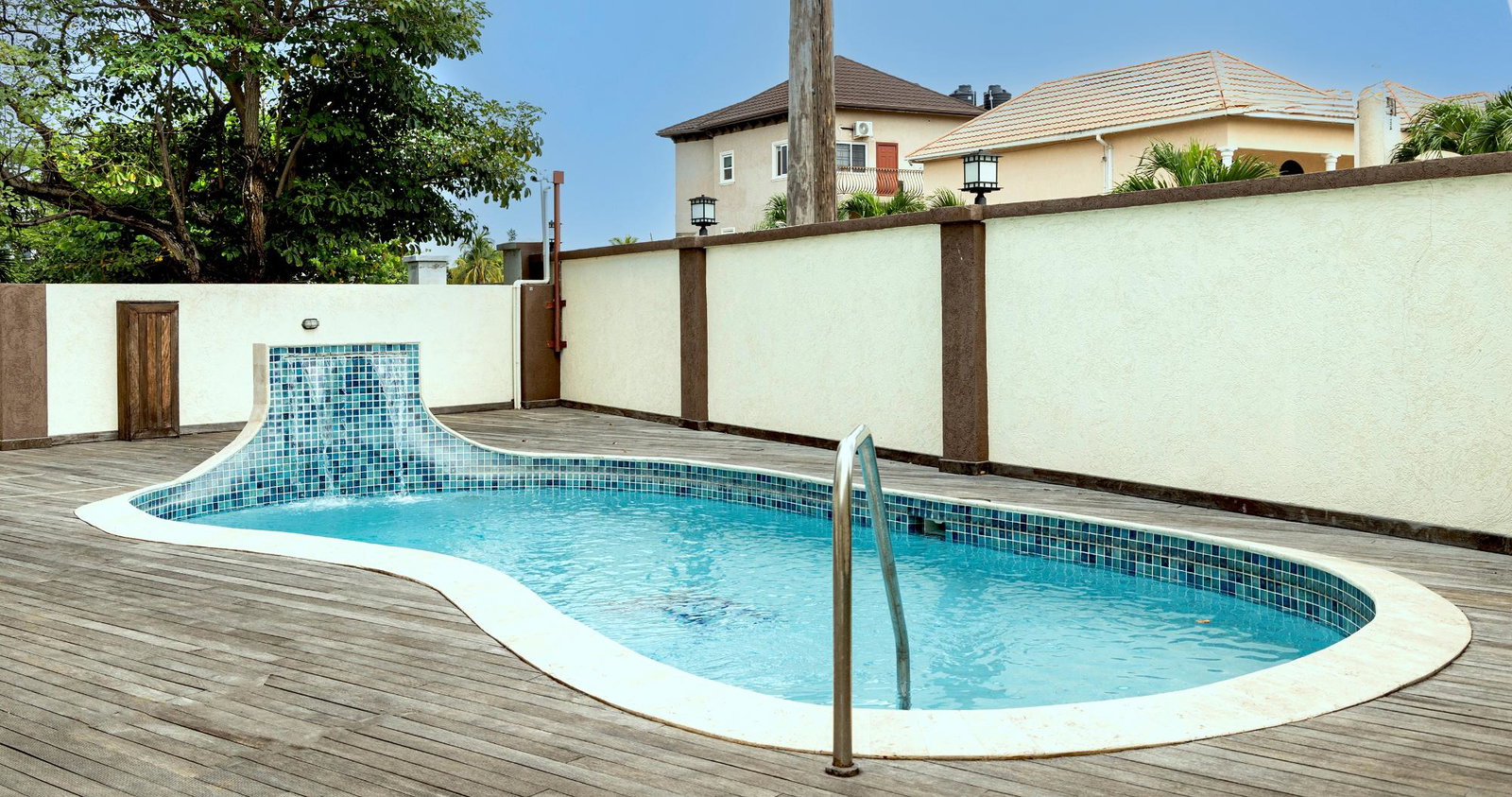 Third image of 16-6 Ottawa Avenue Kingston 6 in Kingston 6, St. Andrew, Jamaica - property is For Rent