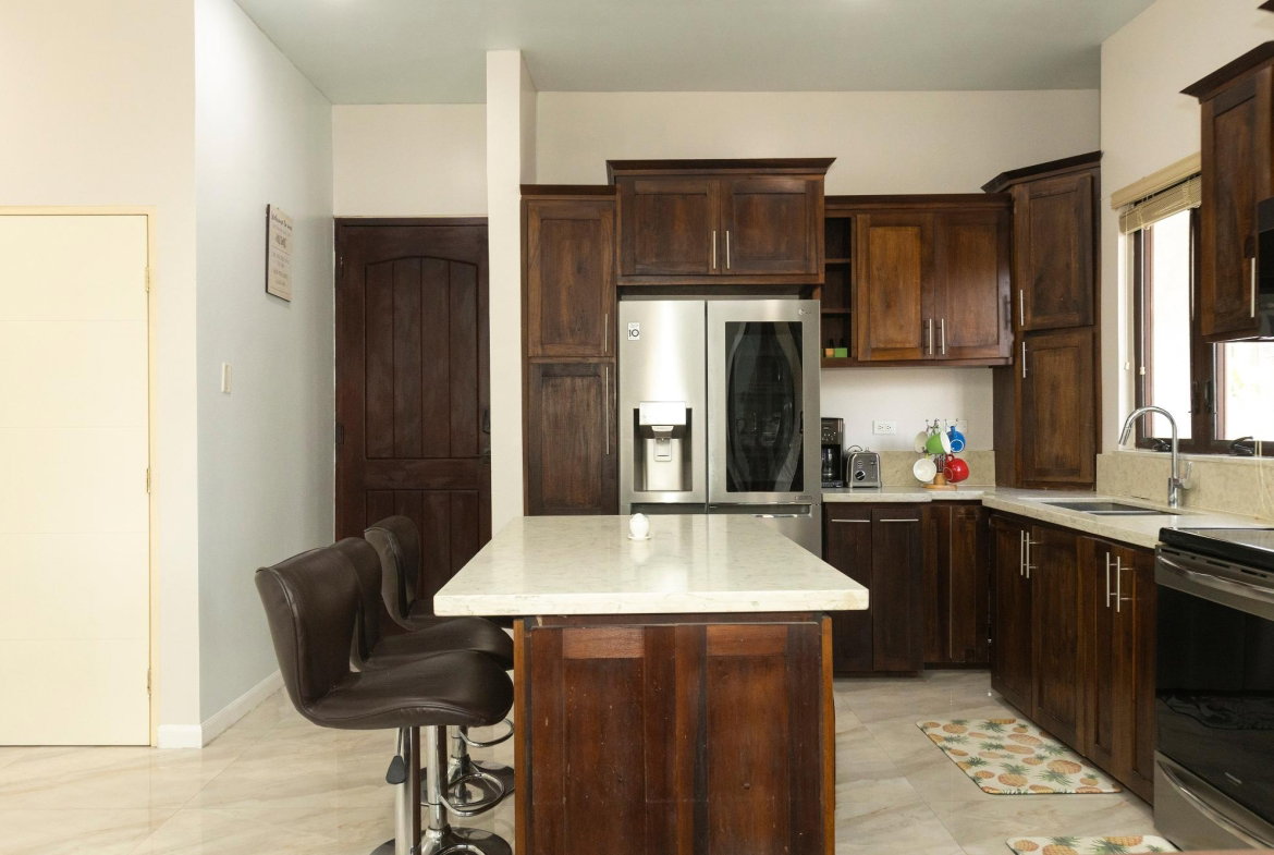 Fifth image of 16-6 Ottawa Avenue Kingston 6 in Kingston 6, St. Andrew, Jamaica - property is For Rent