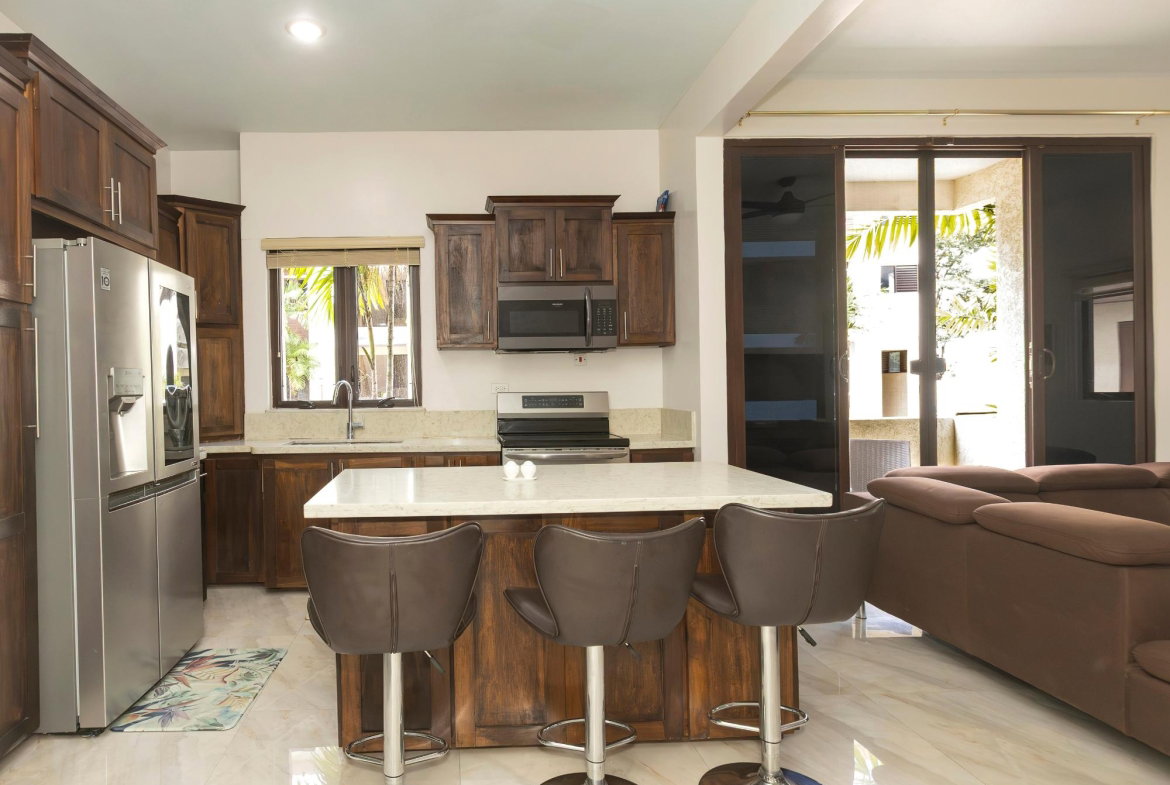 Sixth image of 16-6 Ottawa Avenue Kingston 6 in Kingston 6, St. Andrew, Jamaica - property is For Rent