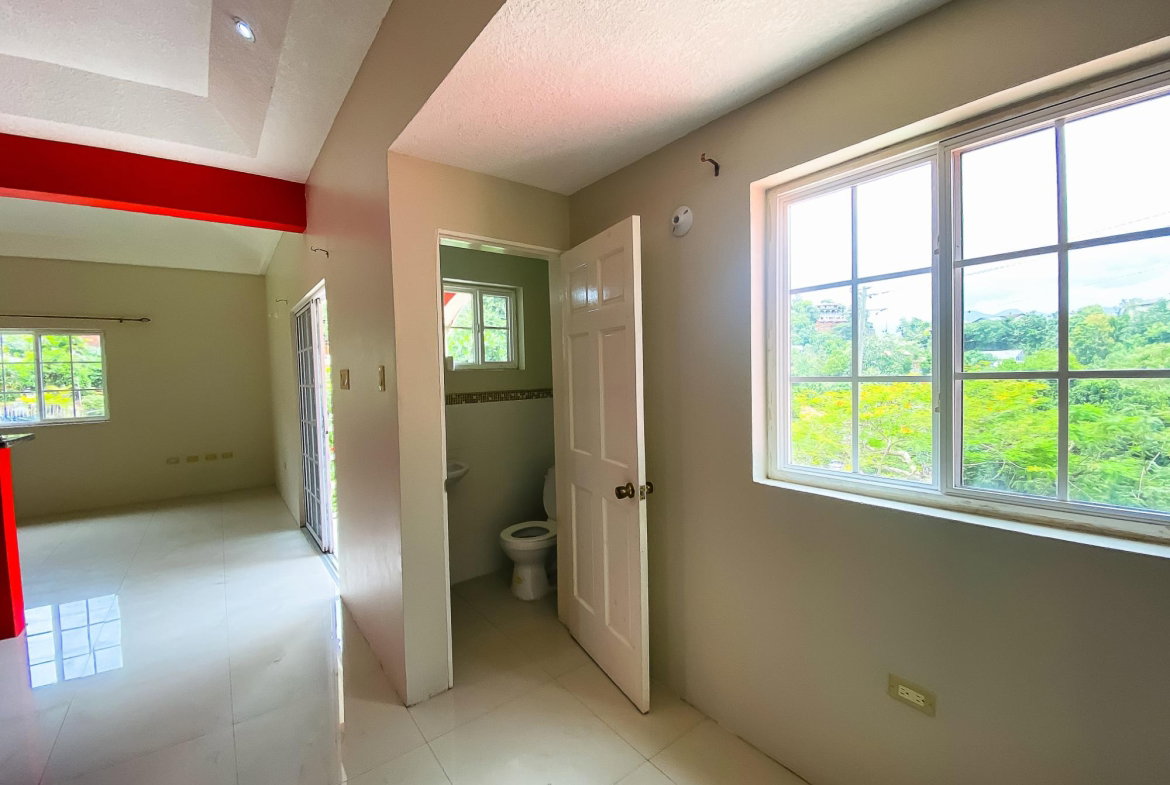 Tenth image of 9-1 Brentwood Terrace in Kingston 19, St. Andrew, Jamaica - property is For Sale