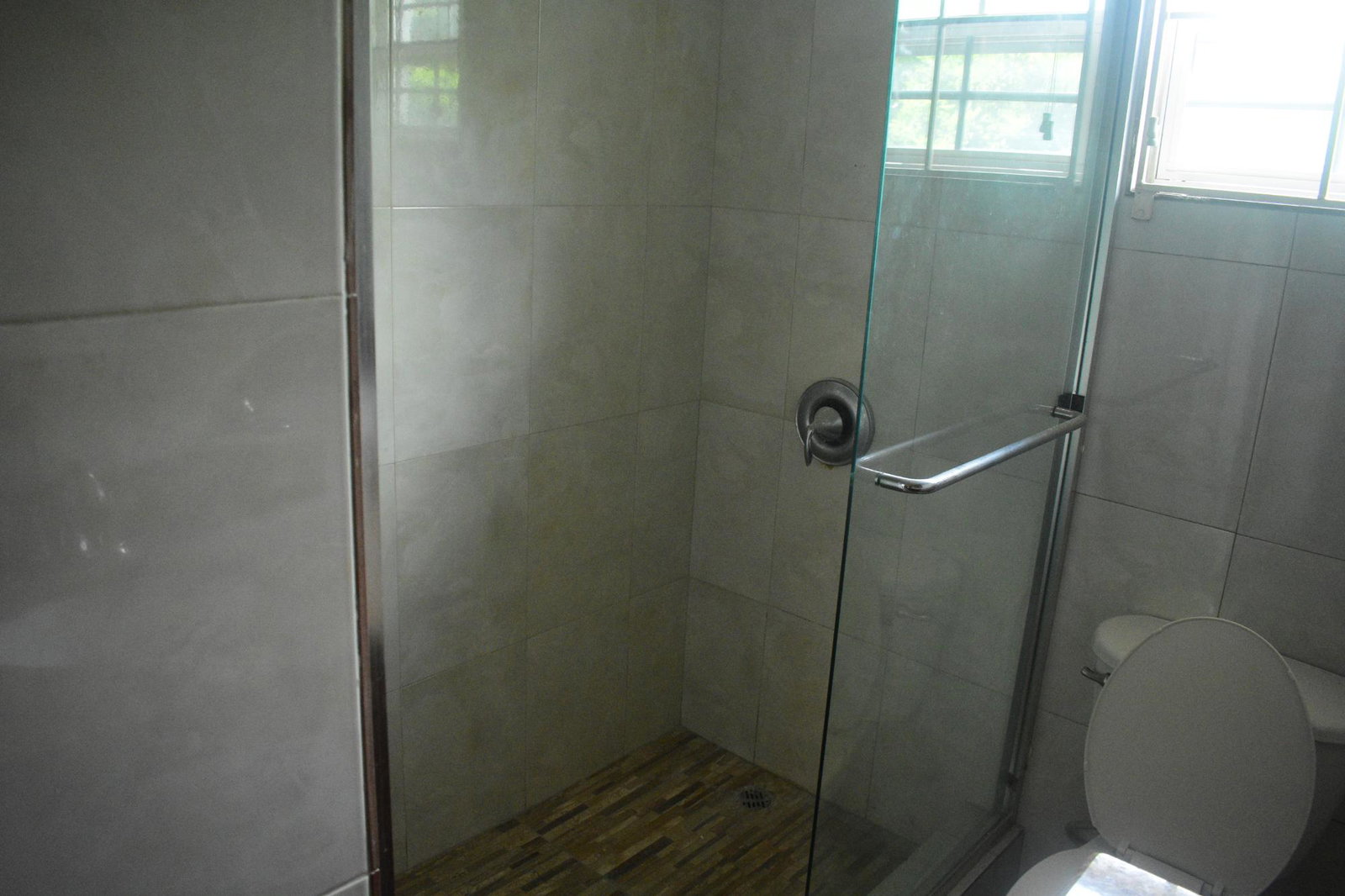 Sixteenth image of 2-50-52 Sandhurst Crescent in Kingston 6, St. Andrew, Jamaica - property is For Rent