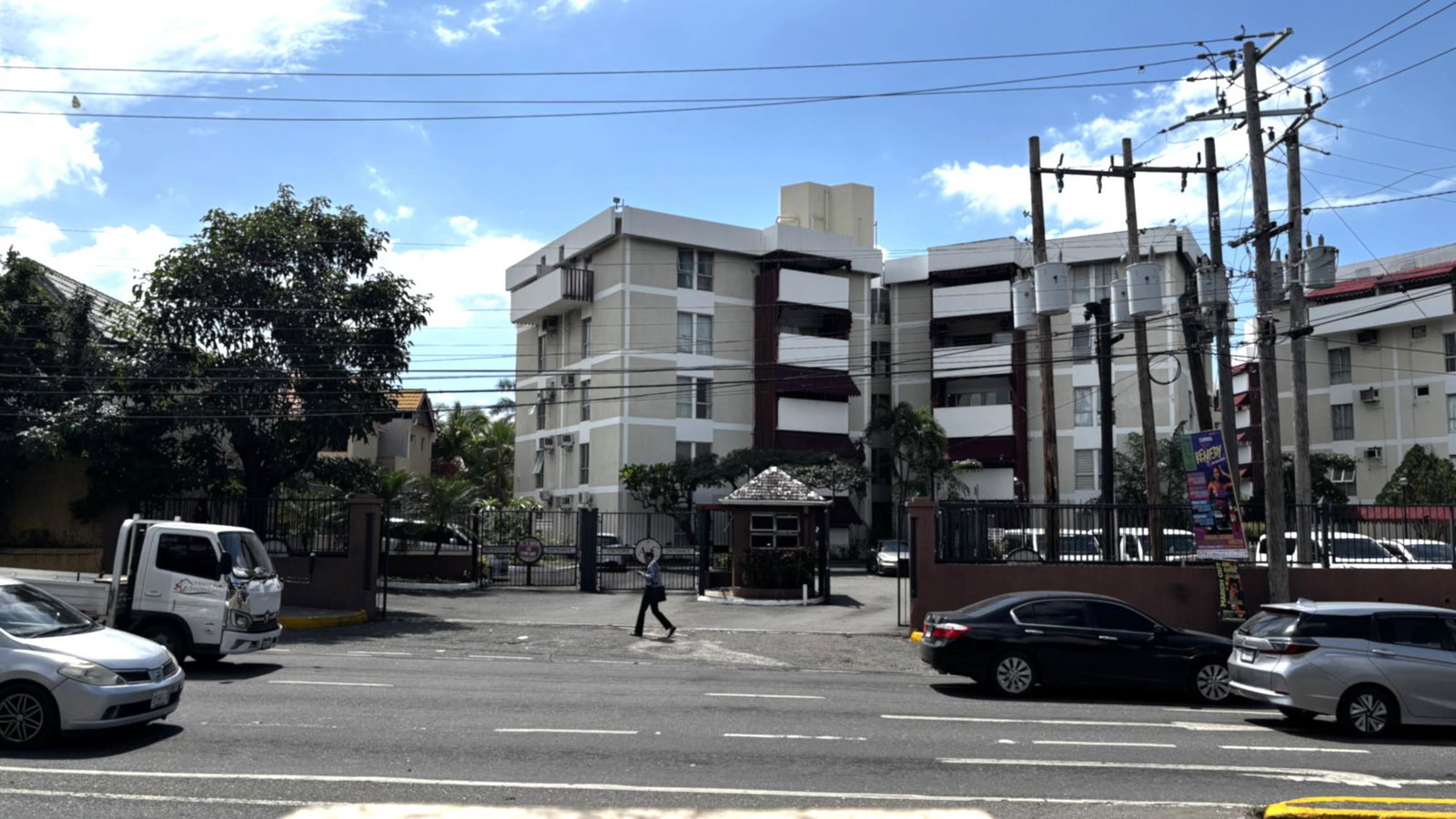 Second image of Unit 25b-44-46 Trafalgar Road in Kingston 5, St. Andrew, Jamaica - property is For Rent