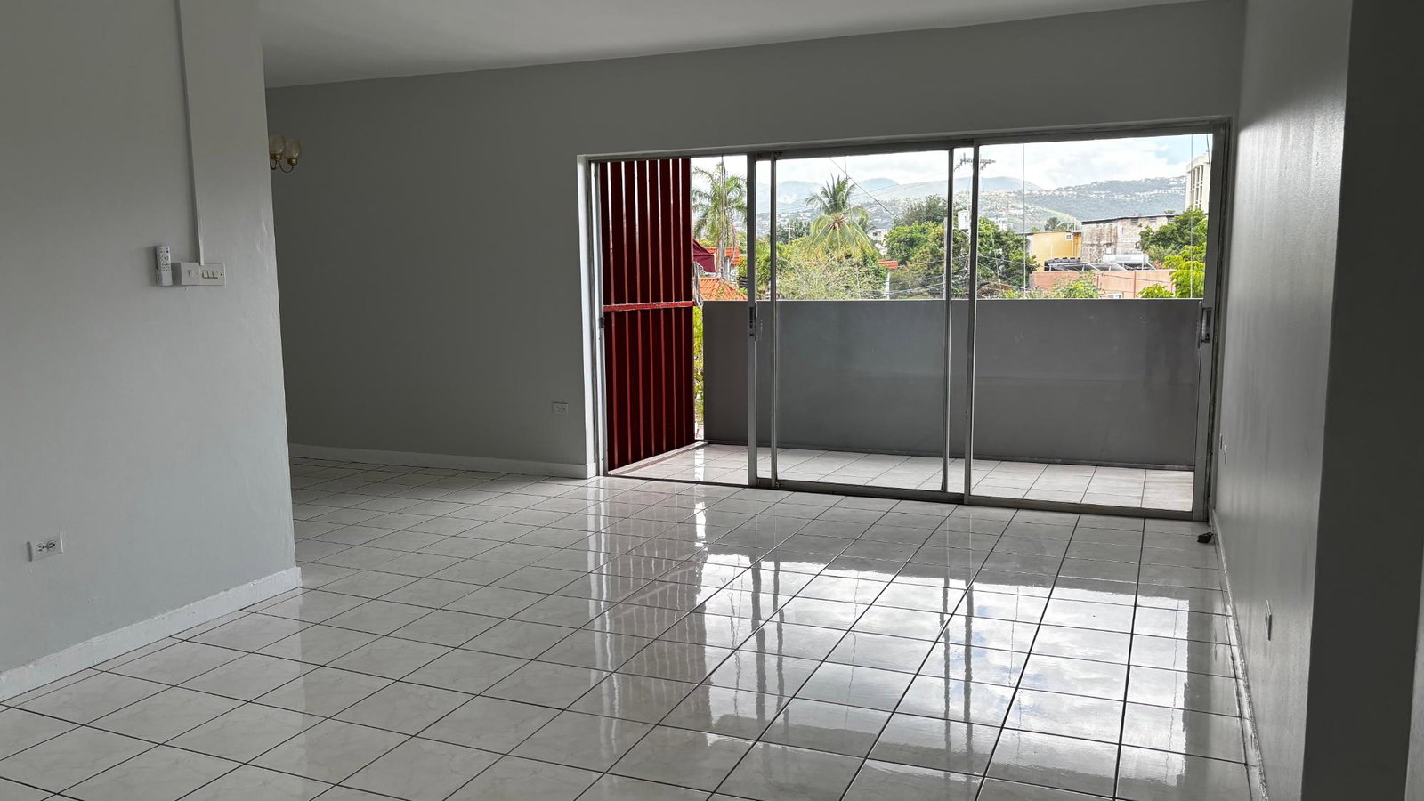 Third image of Unit 25b-44-46 Trafalgar Road in Kingston 5, St. Andrew, Jamaica - property is For Rent