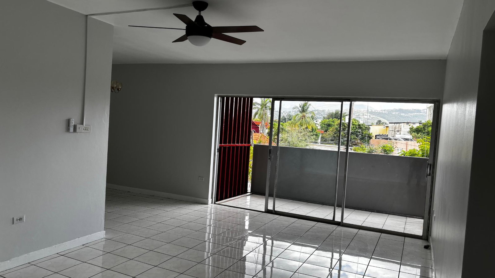 Fourth image of Unit 25b-44-46 Trafalgar Road in Kingston 5, St. Andrew, Jamaica - property is For Rent