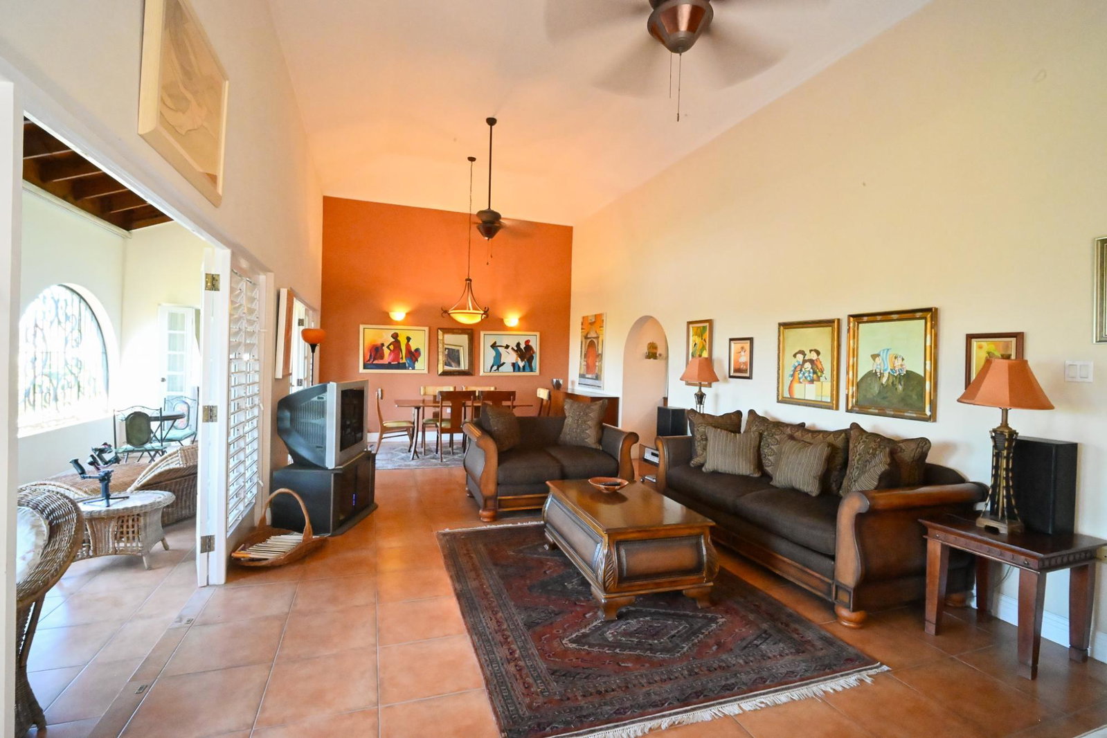 Spacious-2-Bedroom-Apartment-for-Sale-in-Kingston-6-Jamaica Fifteenth image of 3-7 Widcombe Road in Kingston 6, St. Andrew, Jamaica - property is For Sale