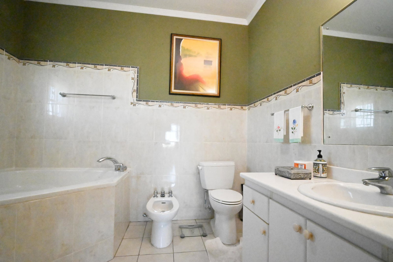 Spacious-2-Bedroom-Apartment-for-Sale-in-Kingston-6-Jamaica Twentieth image of 3-7 Widcombe Road in Kingston 6, St. Andrew, Jamaica - property is For Sale