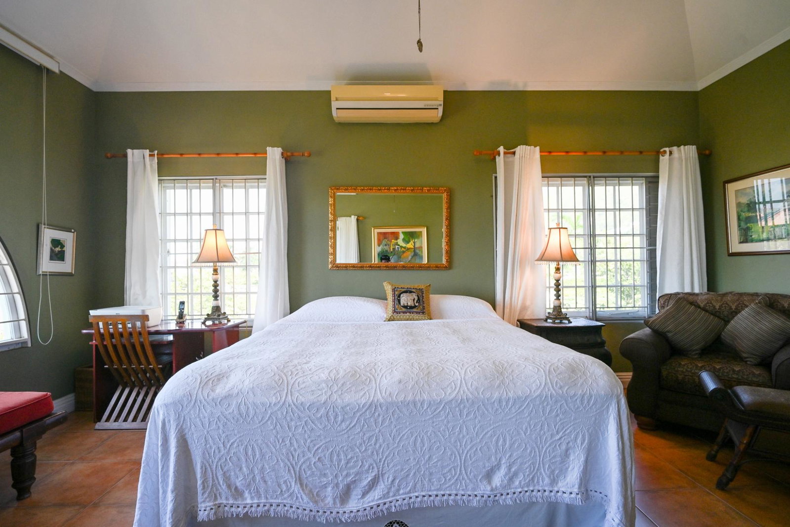 Spacious-2-Bedroom-Apartment-for-Sale-in-Kingston-6-Jamaica Twenty-Third image of 3-7 Widcombe Road in Kingston 6, St. Andrew, Jamaica - property is For Sale