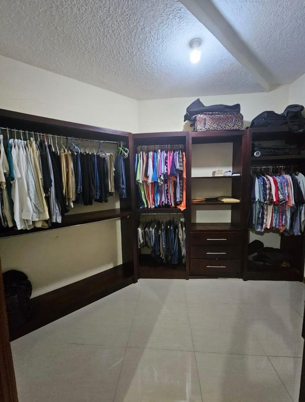 Spacious-2-Bedroom-Apartment-for-Sale-in-Liguanea-St.-Andrew-Jamaica Tenth image of 29-7 Ottawa Avenue in Kingston 6, St. Andrew, Jamaica - property is For Sale