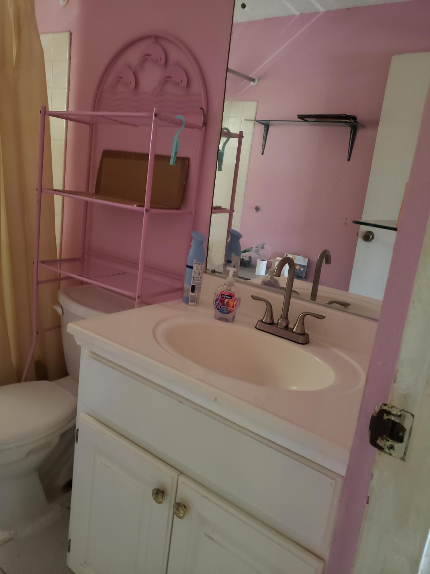 Spacious-2-Bedroom-Apartment-for-Sale-in-Oaklands-St.-Andrew-Jamaica Seventh image of 602- Block e, Oaklands in Kingston 8, St. Andrew, Jamaica - property is For Sale