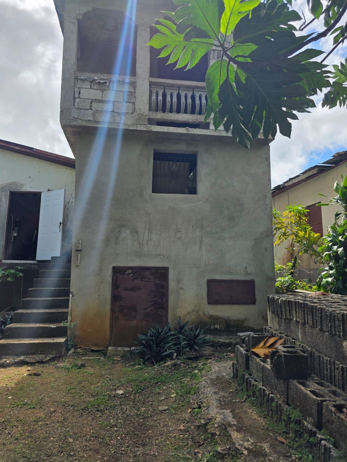 Spacious-3-Bed-2-Bath-Family-Home-For-Sale-in-Byndloss-Linstead-St.-Catherine Sixteenth image of 2 Byndloss, Linstead in Linstead, St. Catherine, Jamaica - property is For Sale