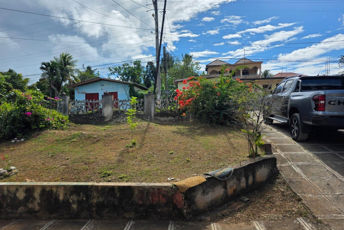 Fifth image of 2 Byndloss, Linstead in Linstead, St. Catherine, Jamaica - property is For Sale