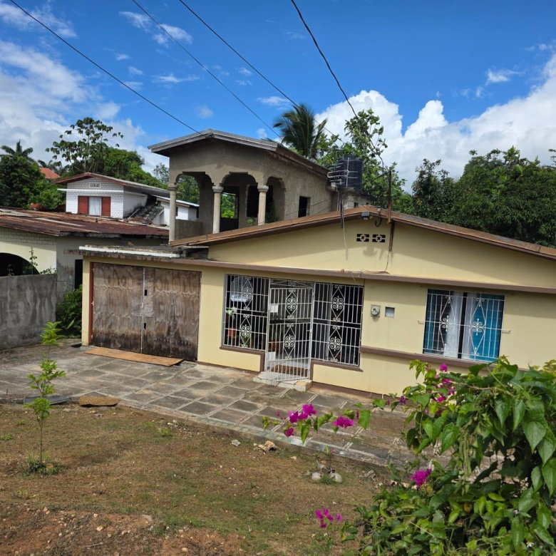 First image of 2 Byndloss, Linstead in Linstead, St. Catherine, Jamaica - property is For Sale
