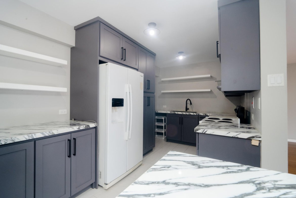 Fourth image of 4e-1 Manor Park Drive in Kingston 8, St. Andrew, Jamaica - property is For Sale