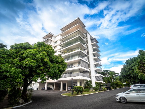 First image of 4e-1 Manor Park Drive in Kingston 8, St. Andrew, Jamaica - property is For Sale