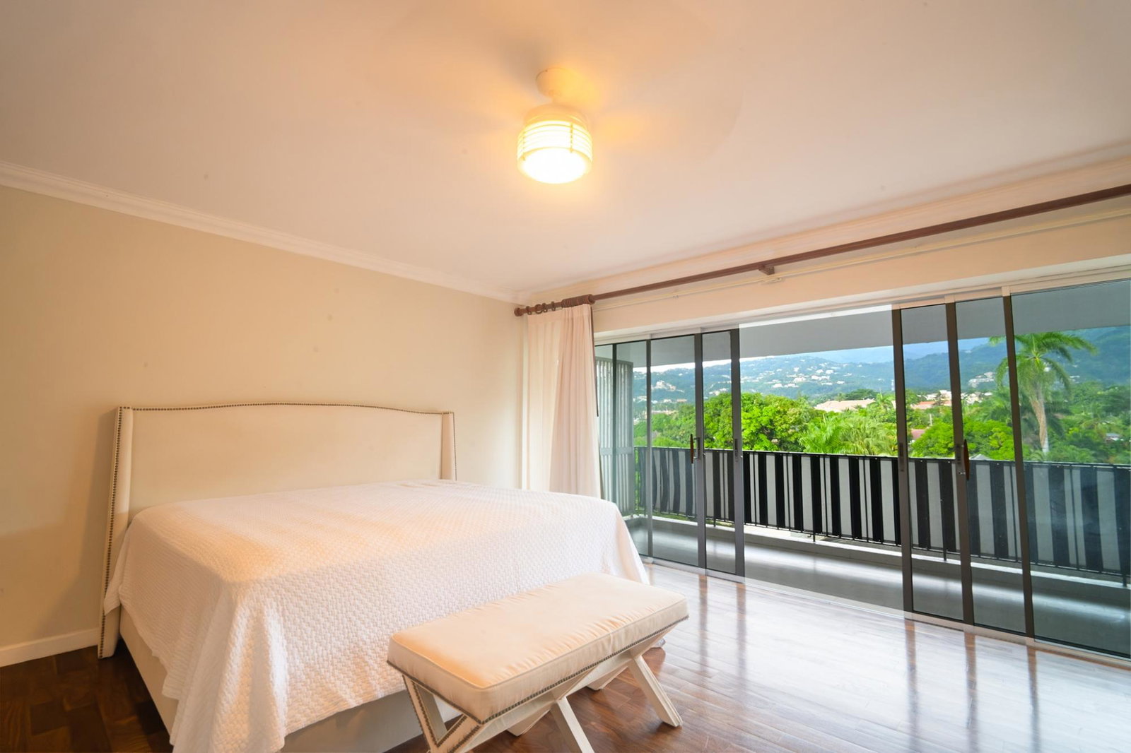 Ninth image of 4e-1 Manor Park Drive in Kingston 8, St. Andrew, Jamaica - property is For Sale